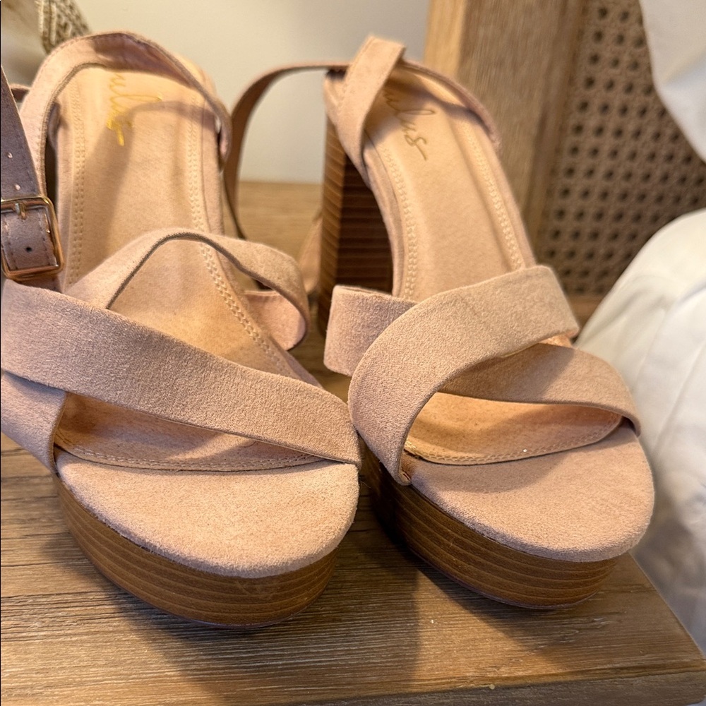 Lulu's Blush Platform Sandals